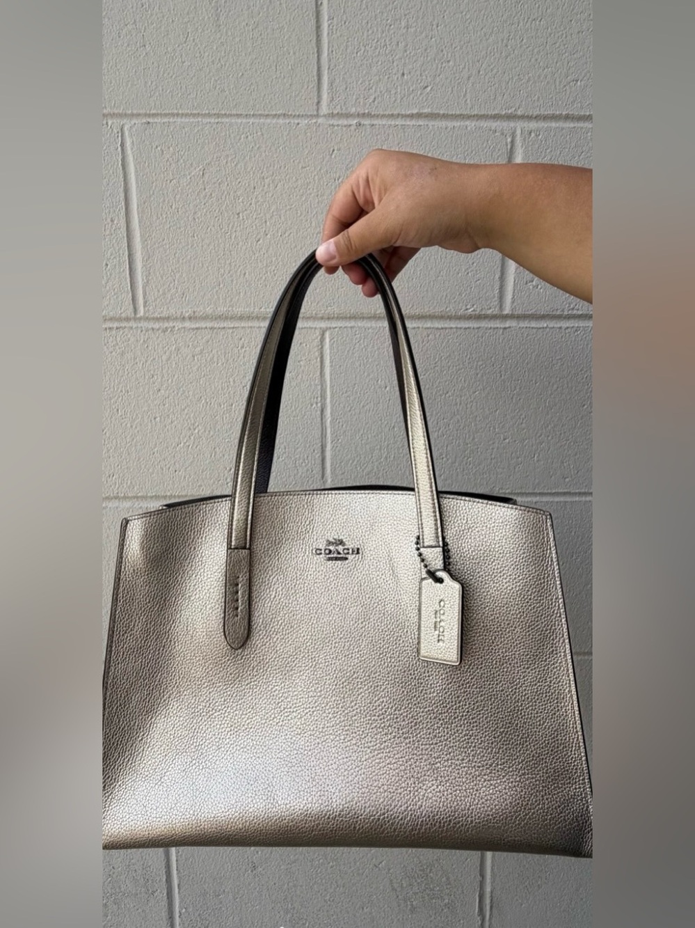 Coach carry all metallic gold shoulder bag purse with hangtag
